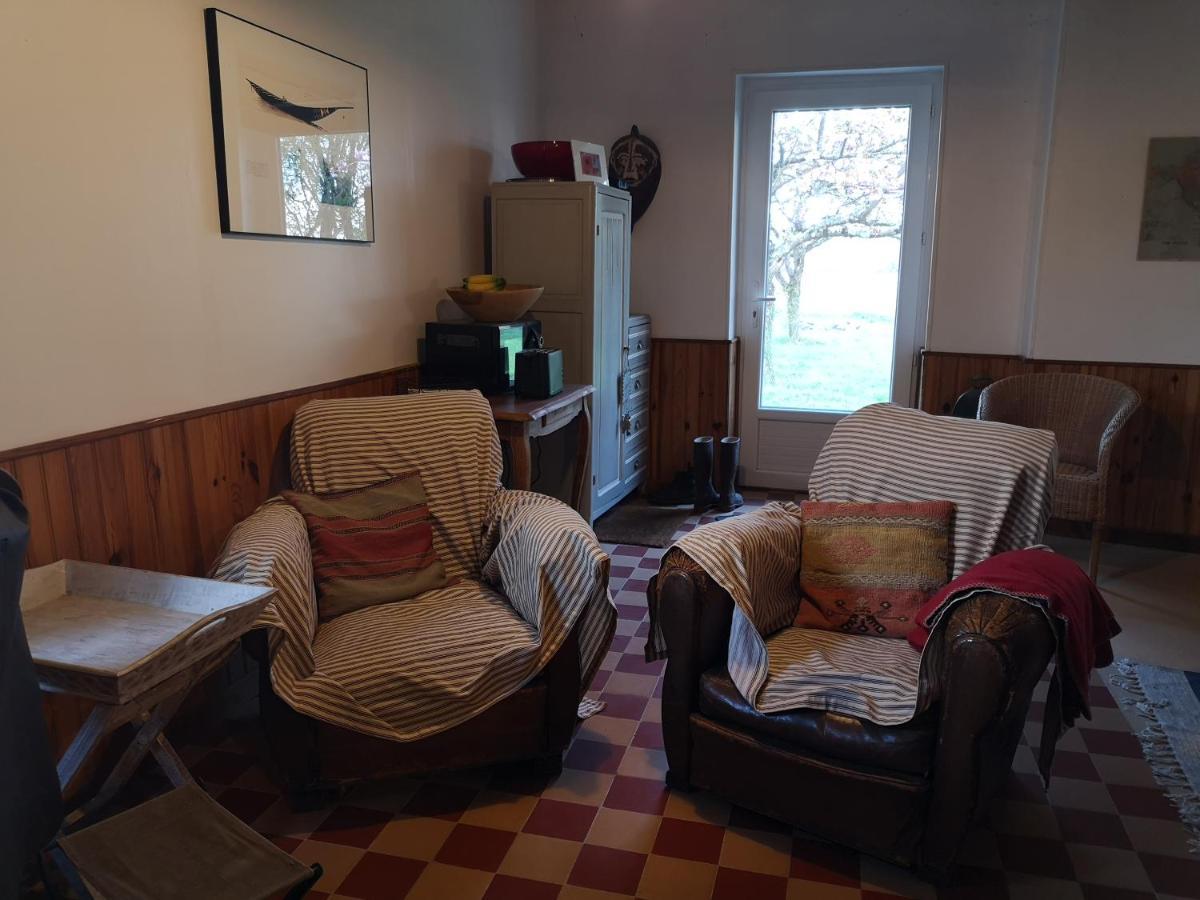Le Gite Du Loir A Velo, Gite D'Etape, Backpacker Marçon 외부 사진