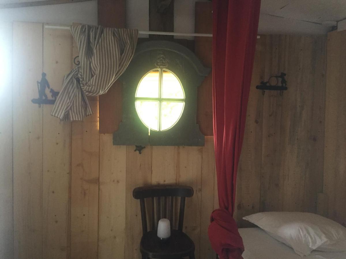 Le Gite Du Loir A Velo, Gite D'Etape, Backpacker Marçon 외부 사진